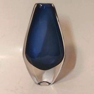 ORREFORS Sweden Somerso Midnight Blue Teardrop Art Glass Vase 3953